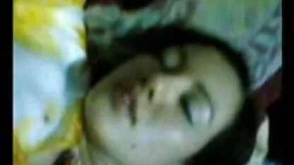 អាស៊ីស្ម័គ្រចិត្ត