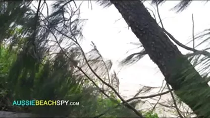 Pussy Licking នៅលើរោគស្ត្រីរោគស្ត្រីនៅលើឆ្នេរ