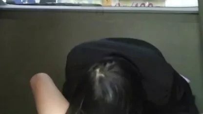 ក្មេងស្រីទទួលបាន Fucked នៅក្នុងវីដេអូរួមភេទរដុបឡាន
